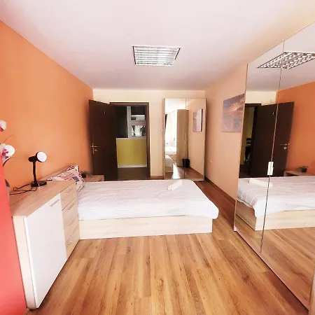 Roma Albergue Varna